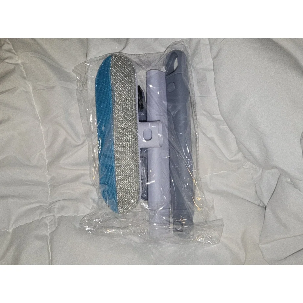 Professional Pet Hair Removal:Effortlessly lifts embedded pet hair from carpets,